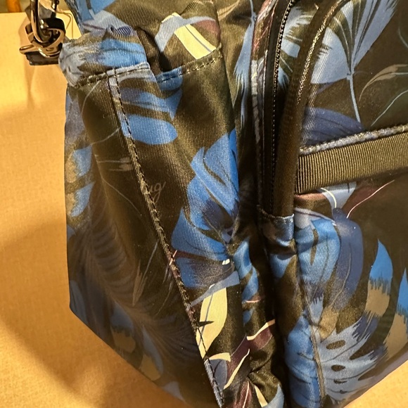 Lug Canter bag blue leaf print with matching wallet - Picture 12 of 12